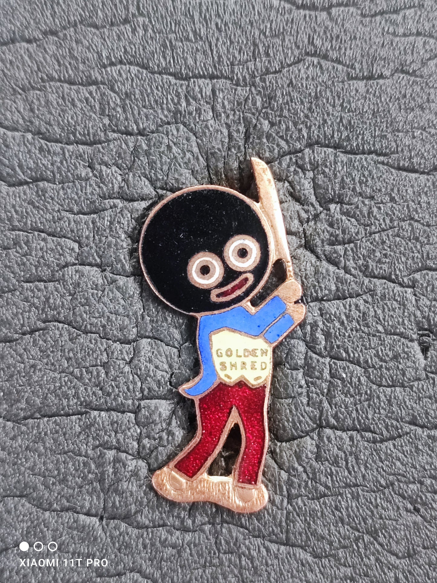 Cricketer by Graham Products Type l ON CARD