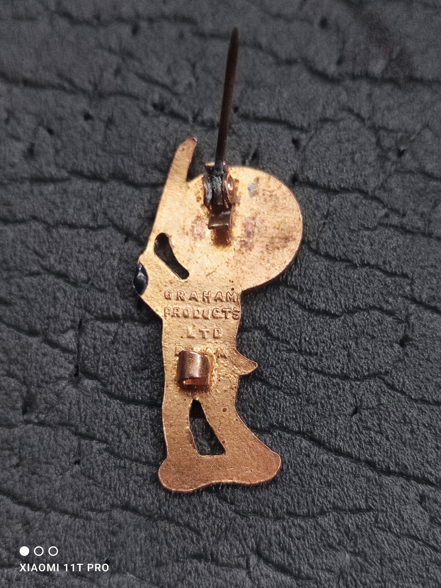 Cricketer by Graham Products Type l ON CARD