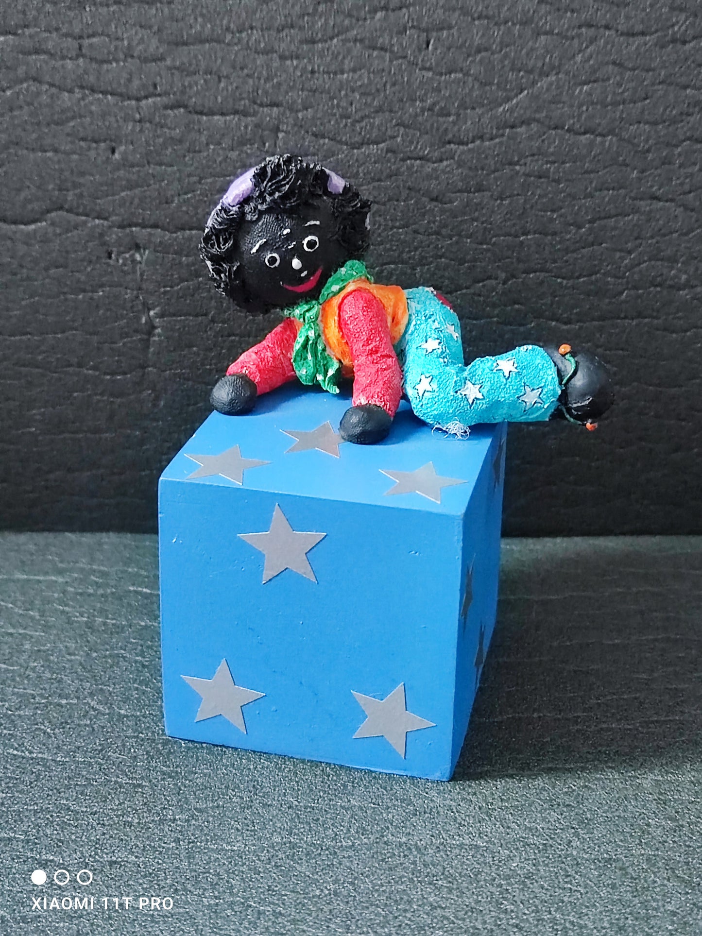 Golly Climbing on Box - Peter Fagan Colourbox Figure