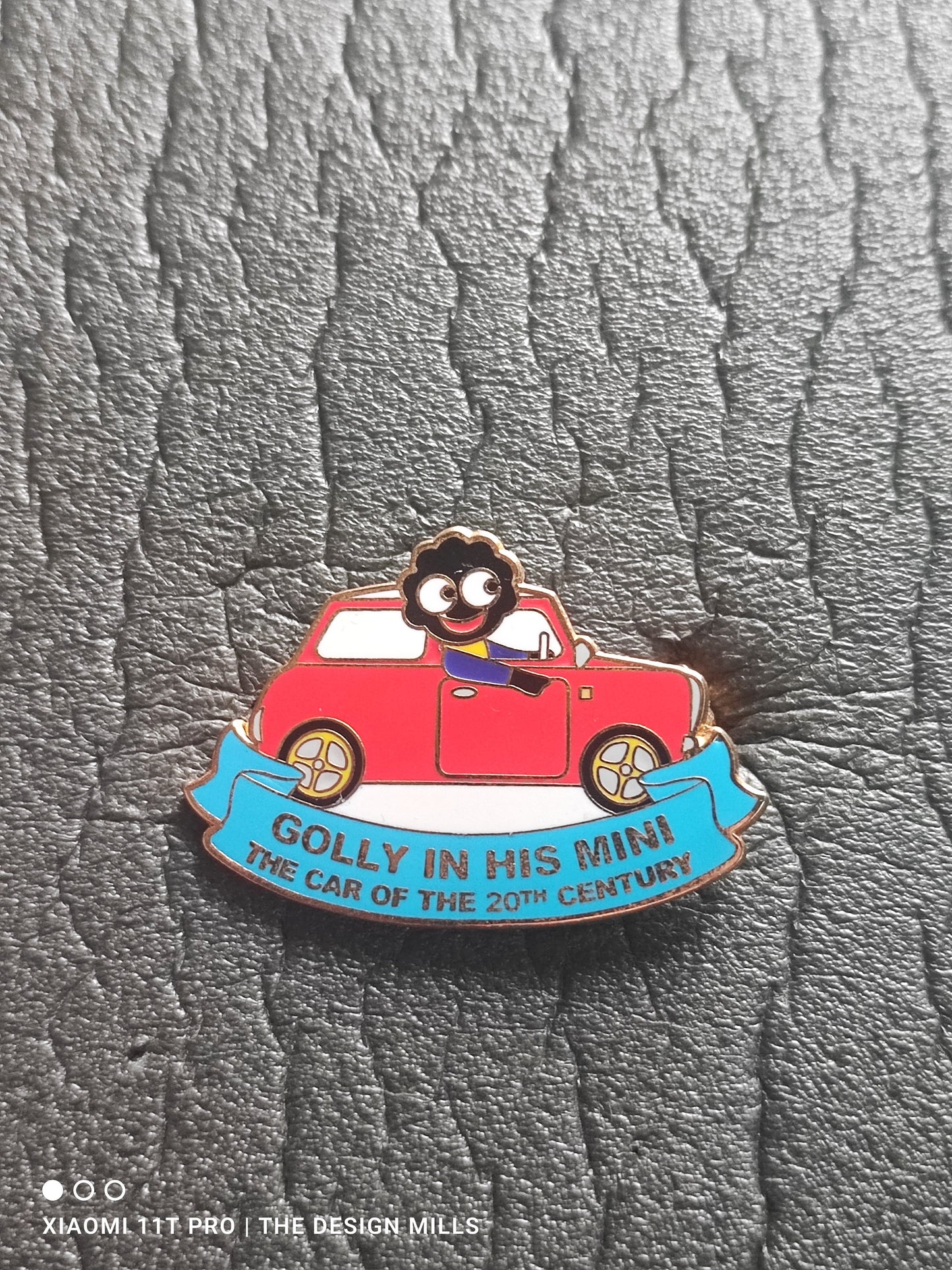 Golly in His Mini