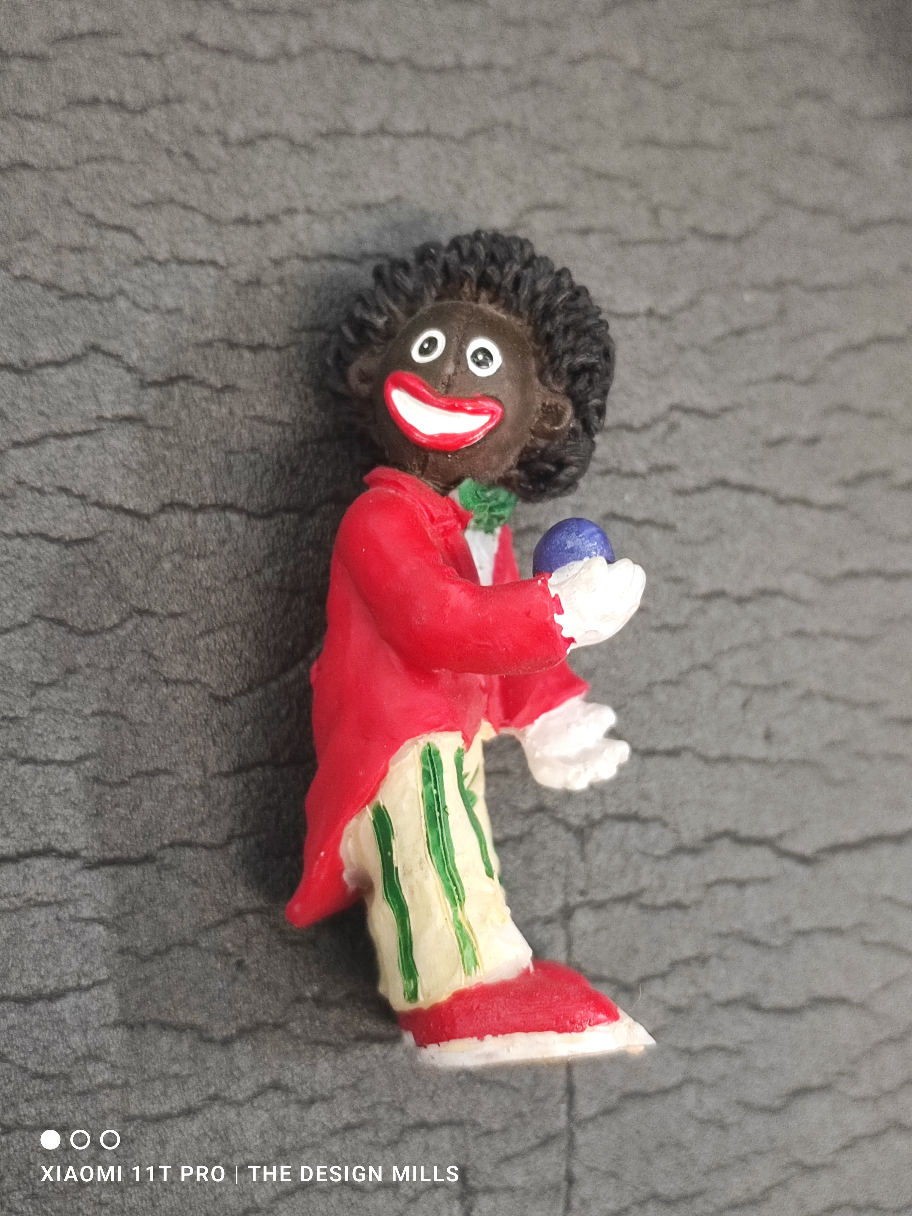 Small Golly Figure Holding Ball