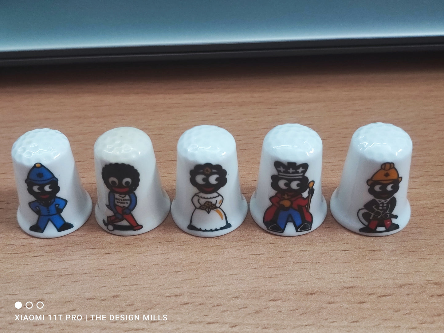 Various Golly Thimbles