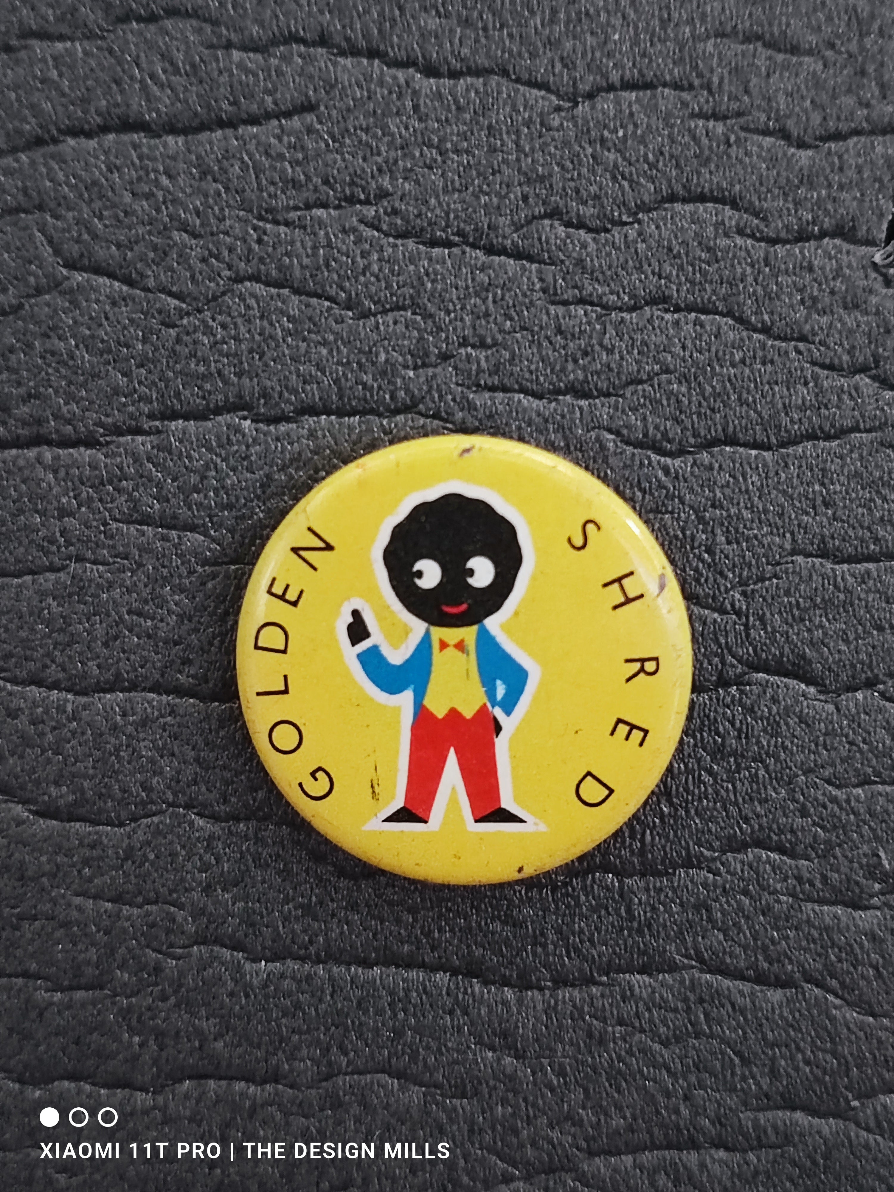 Yellow OAR Button Badge – GollyBadges.com